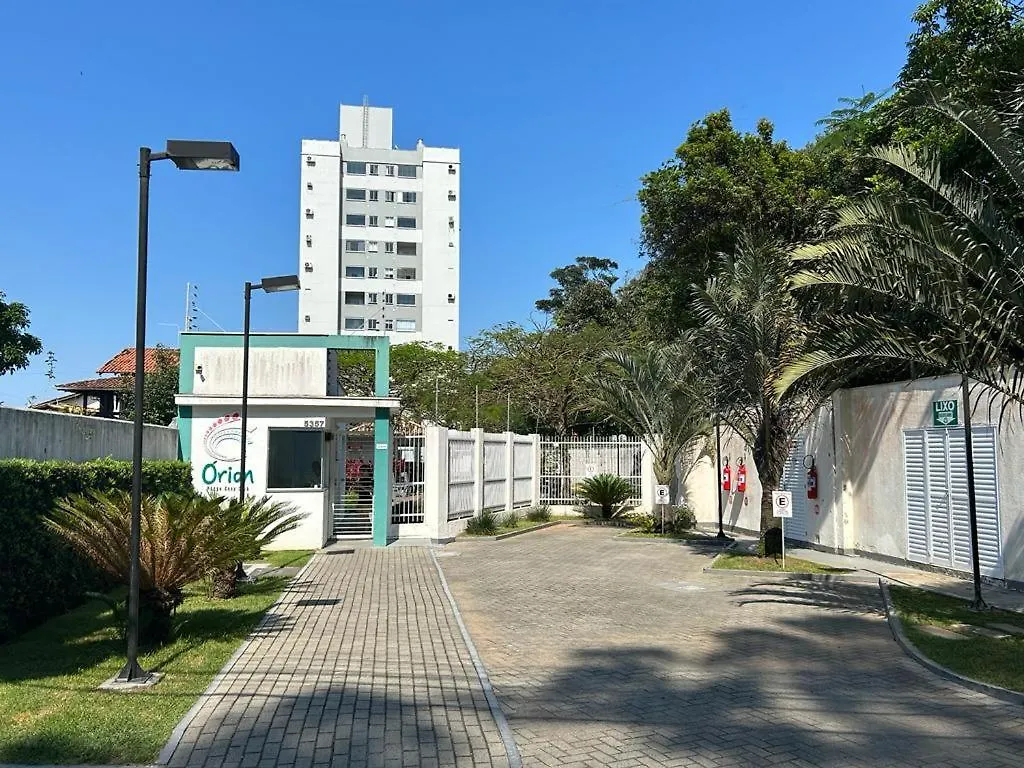 Residencial Orion Condominio Piscina 250M Praia Picarras Apartment